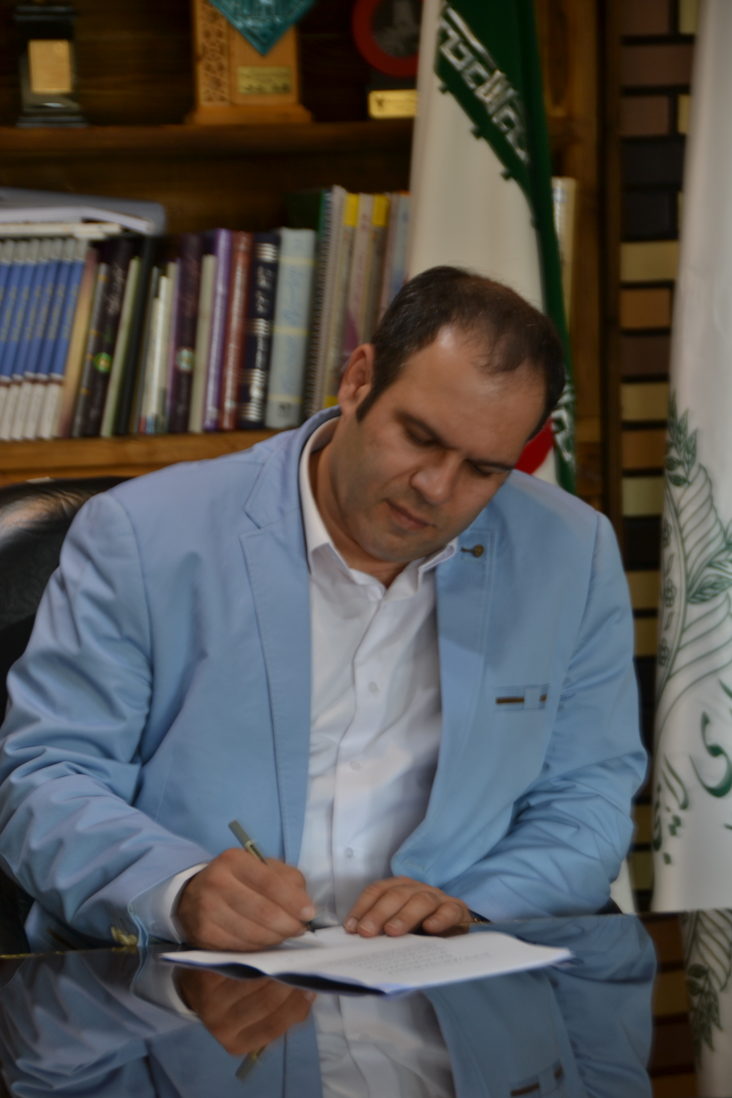 پیام تسلیت مسعود کاظمی، شهردار لاهیجان در سانحه کشتی نفت‌کش سانچی
